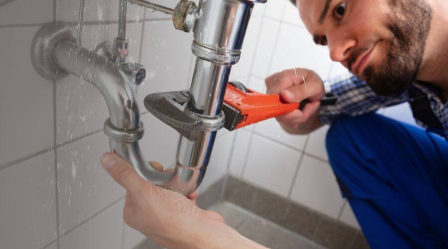 Professional clogged toilet repair in Sullivan, MO